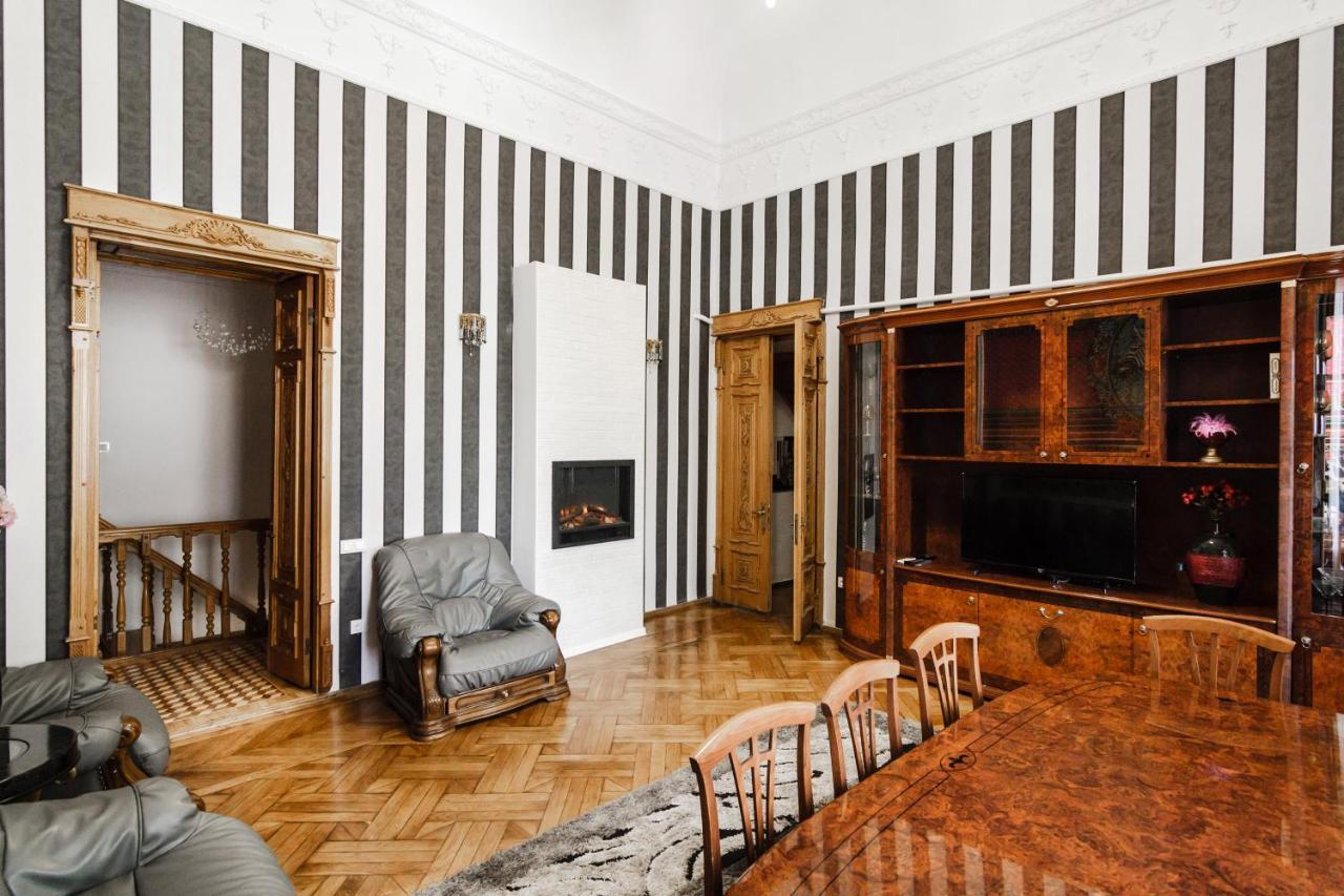 Katerynynska Street 3-Bedrooms Apartment Odesa Exterior foto