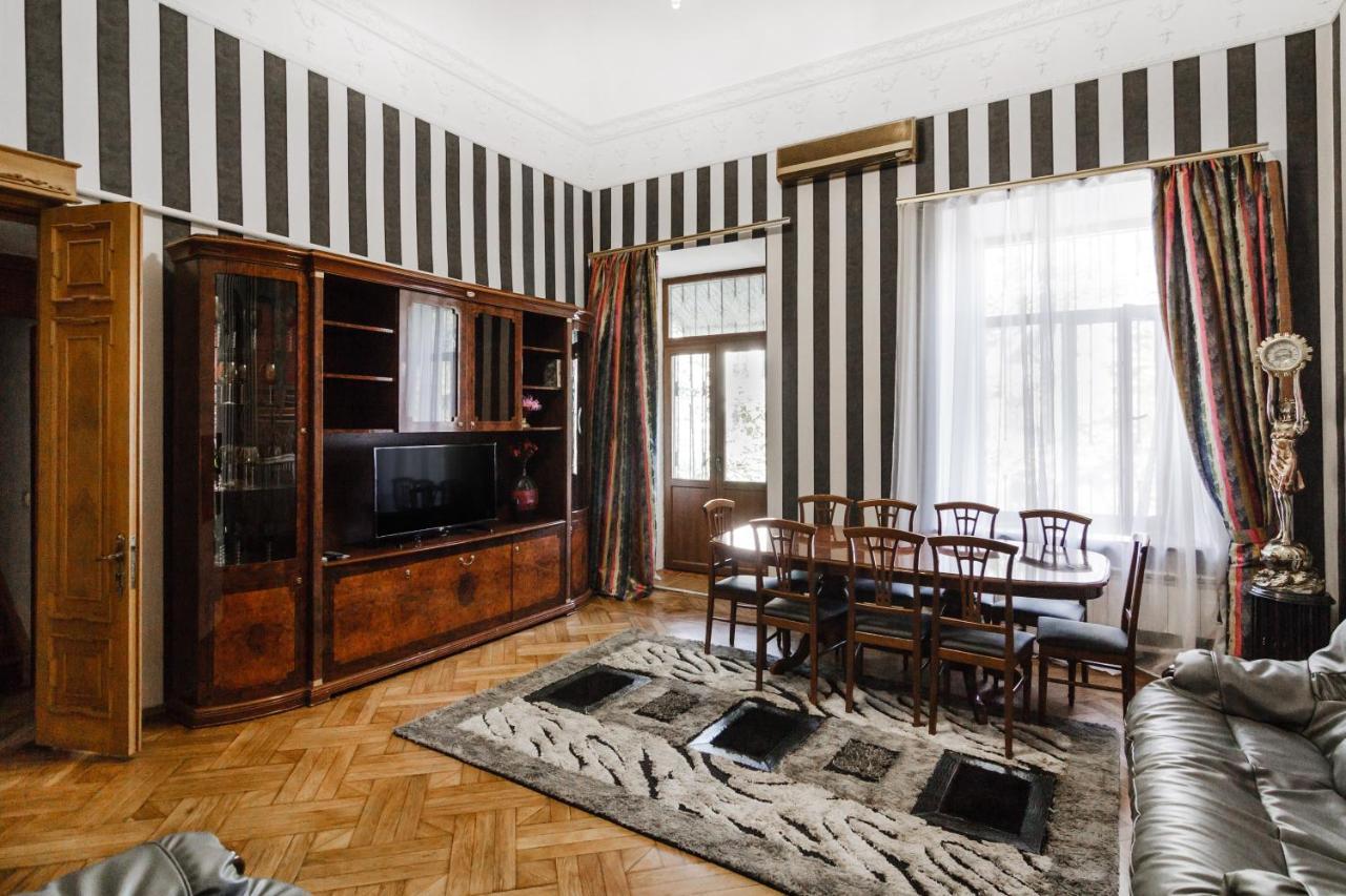 Katerynynska Street 3-Bedrooms Apartment Odesa Exterior foto
