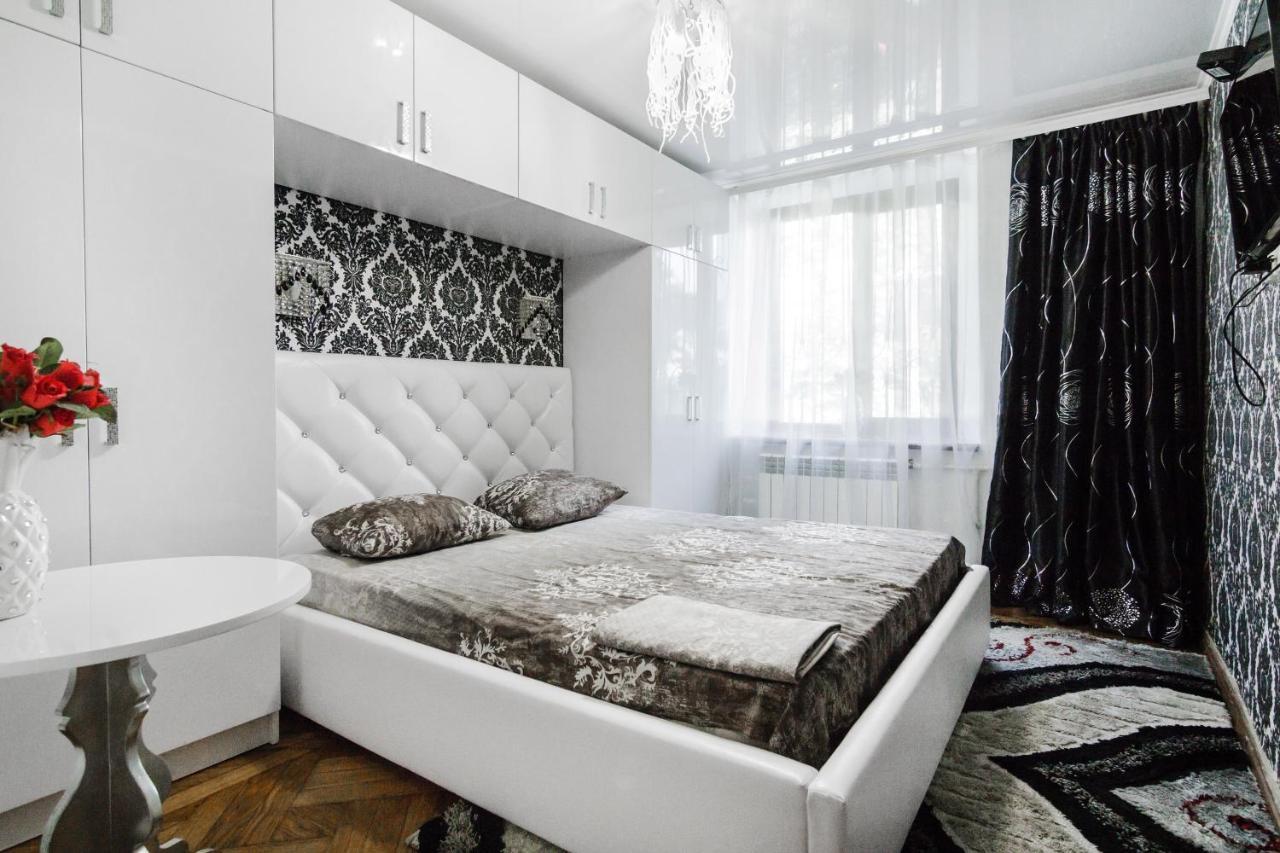 Katerynynska Street 3-Bedrooms Apartment Odesa Exterior foto